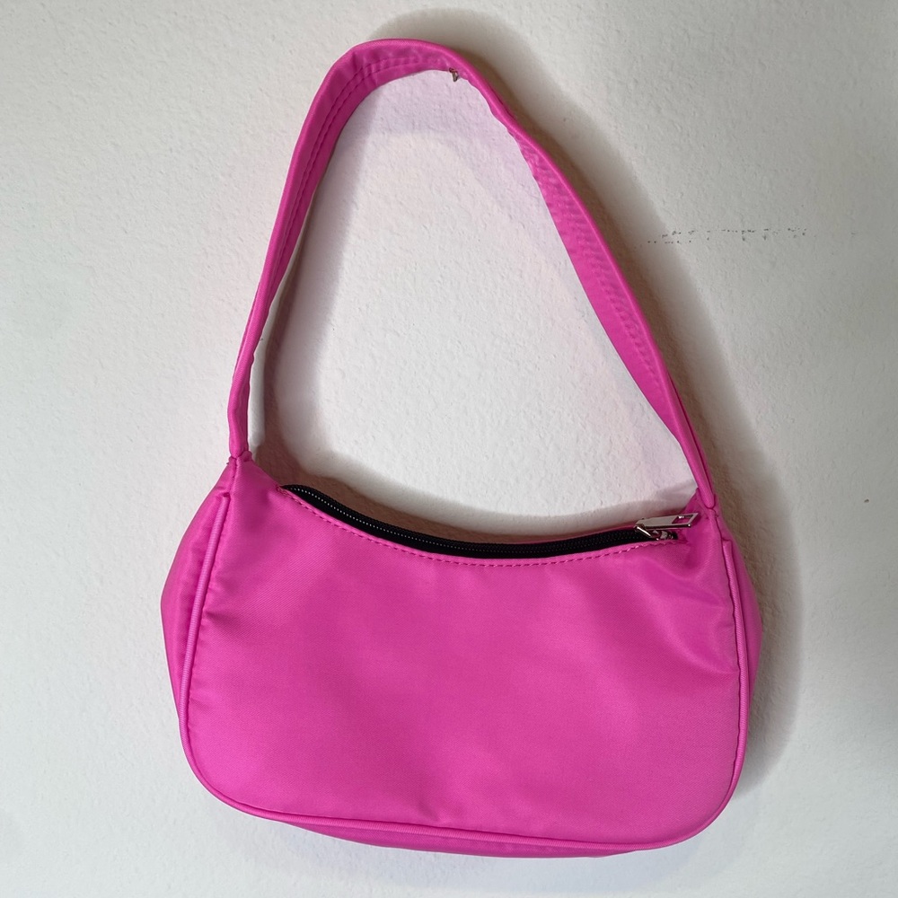 COPY - Neon hot pink baguette bag